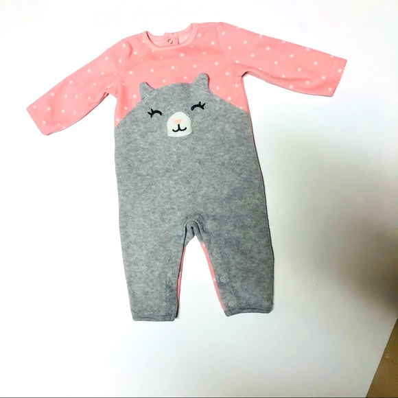 Carter’s Infant girl one piece sleepers/pajamas 3 are 6 months, 1 is 6-9 months - Picture 2 of 12